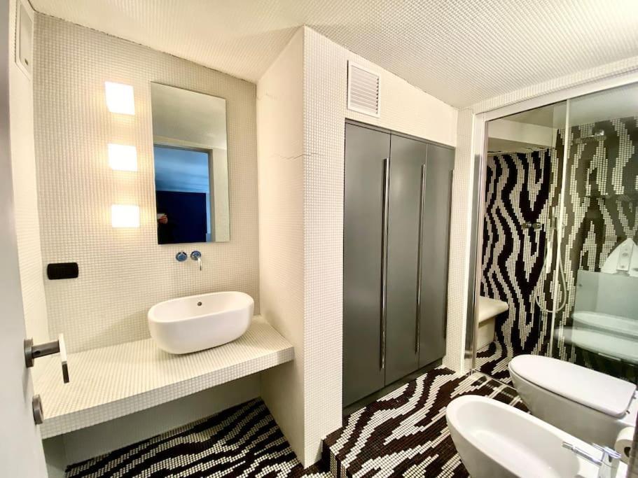 Апартаменти Sky Loft Genova Екстер'єр фото